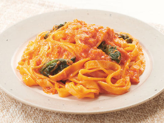 生パスタサーモントマトクリーム