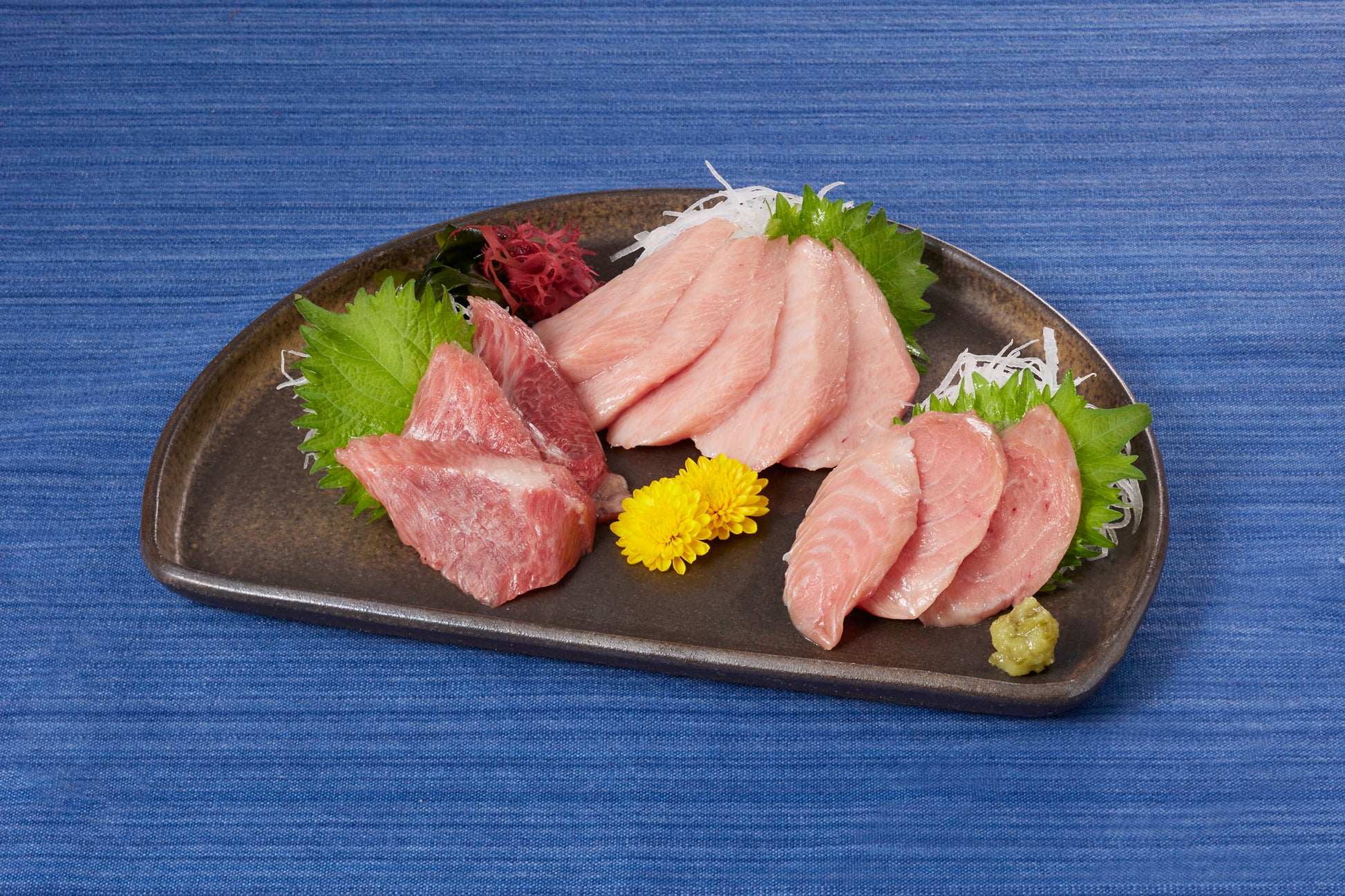 じゃばらマグロ＋希少部位3点セット_盛り付け